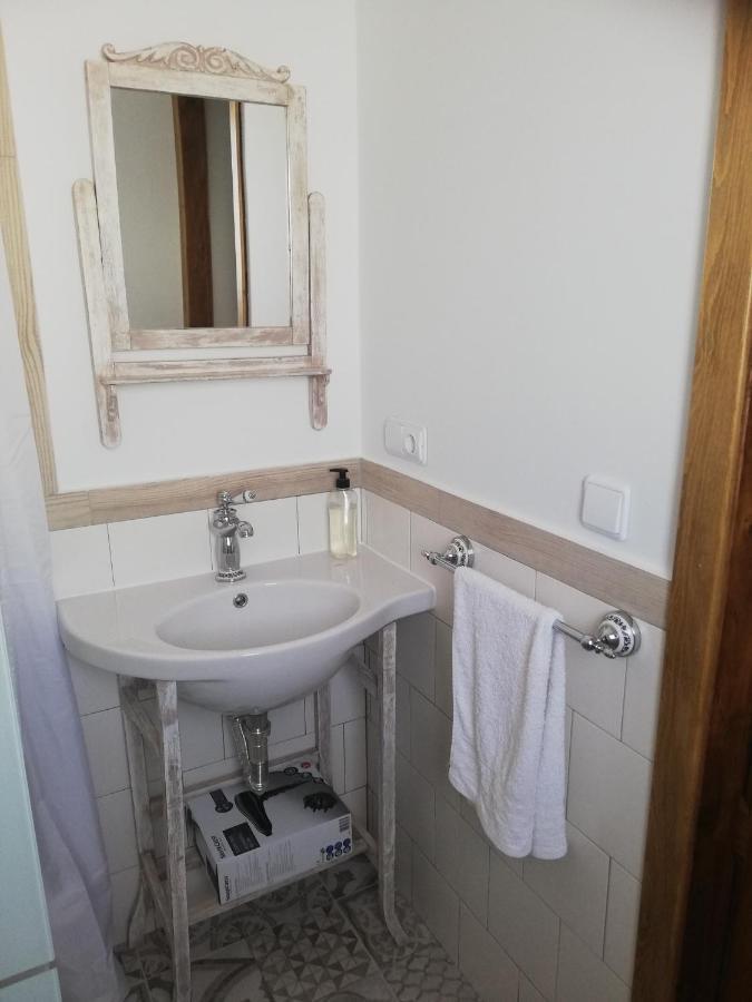 Hostal El Lugar De La Mancha Argamasilla de Alba Екстериор снимка