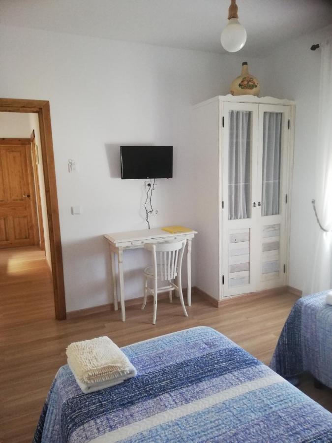 Hostal El Lugar De La Mancha Argamasilla de Alba Екстериор снимка