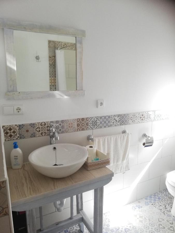 Hostal El Lugar De La Mancha Argamasilla de Alba Екстериор снимка